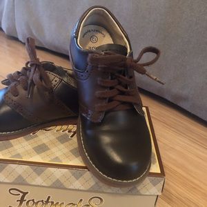 Boys brown dress shoes